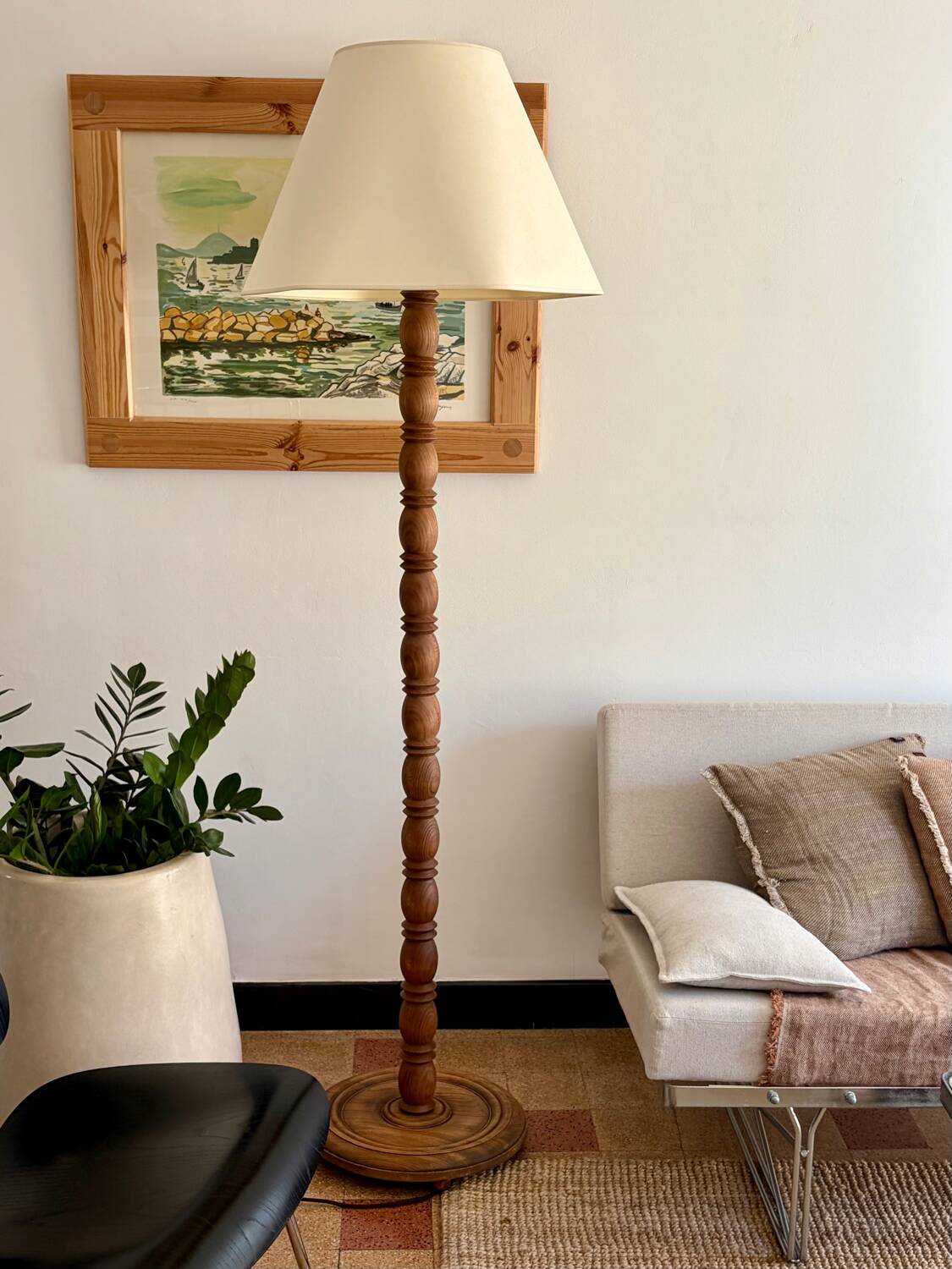 Lampadaire en bois tourné
