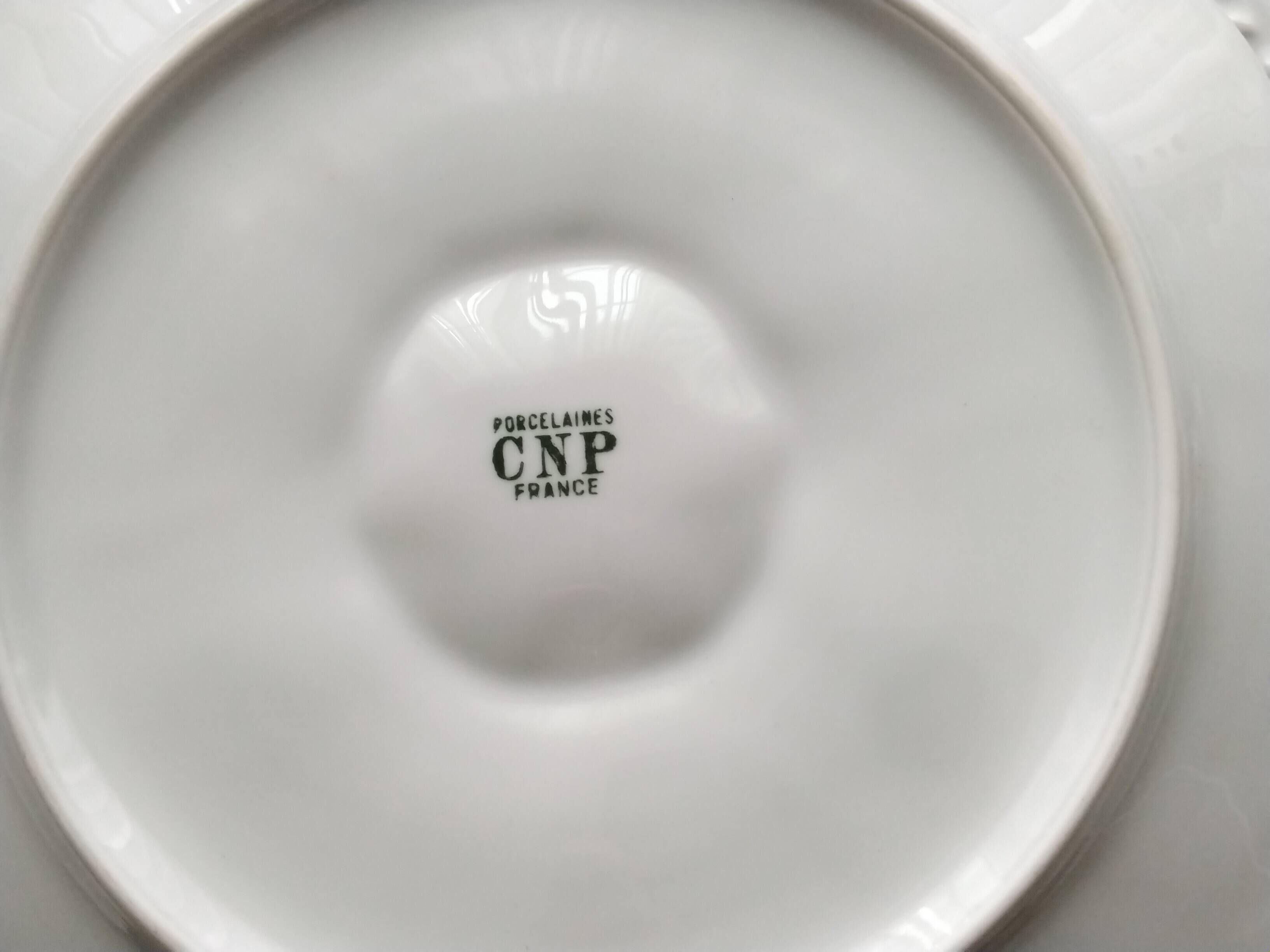 6 Porcelain oyster plates CNP Compagnie Nationale de Porcelaine