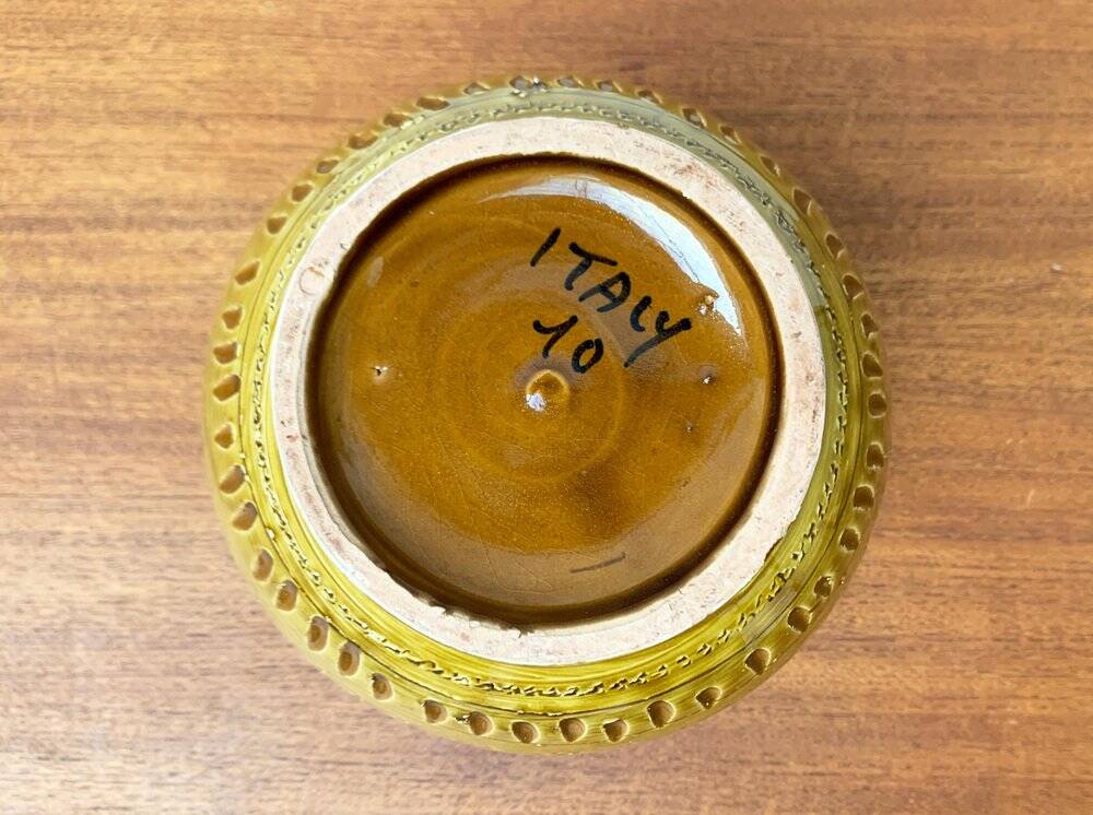 Italian pottery carafe from the mid-century by Aldo Londi for Bitossi, 1960s.