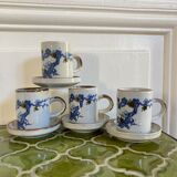 4 stoneware coffee cups