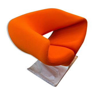 Pierre Paulin's Ribbon armchair, Artifort