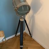 Tripod lamp/cinema projector floor lamp