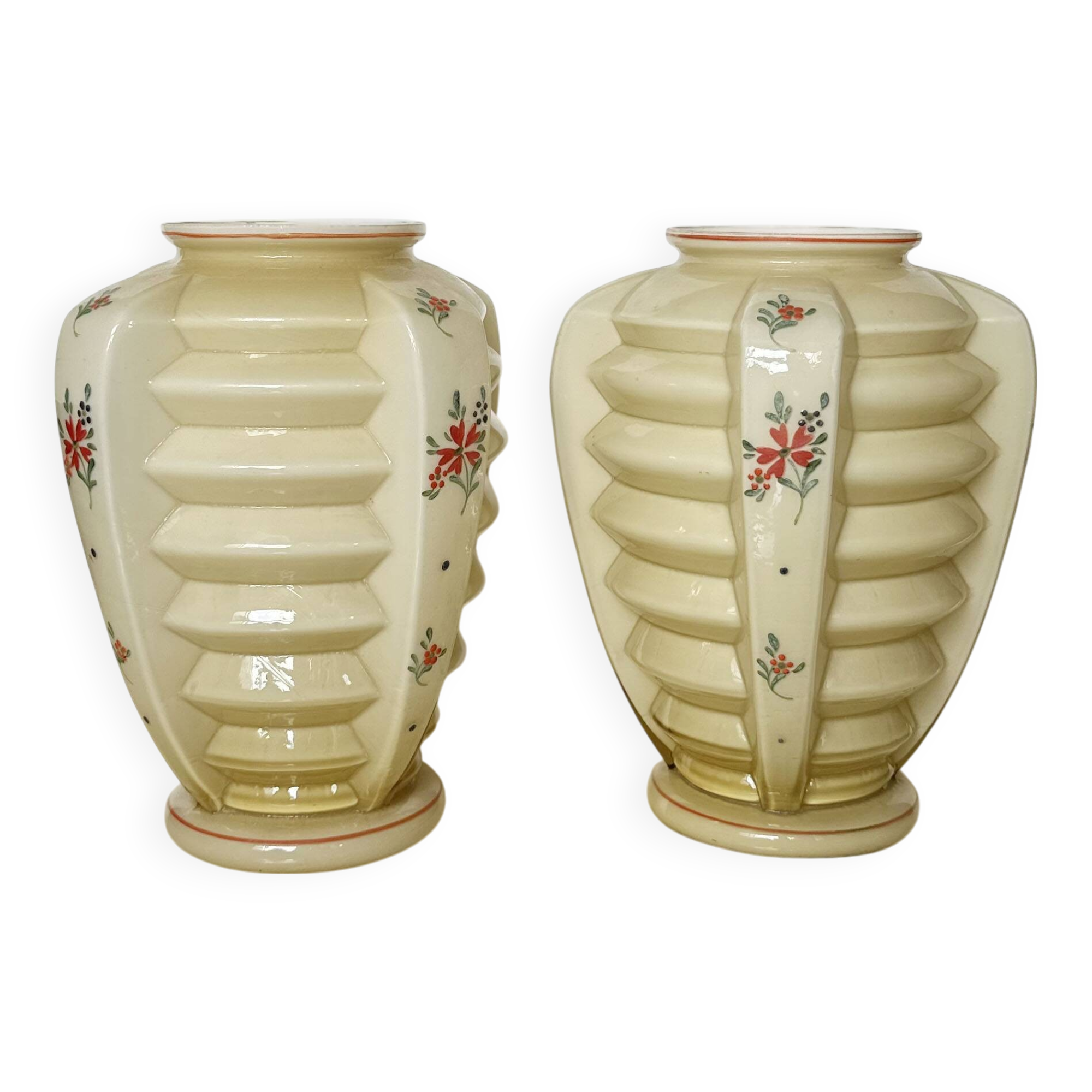 Vase Art Déco Skyscrapper Opaline