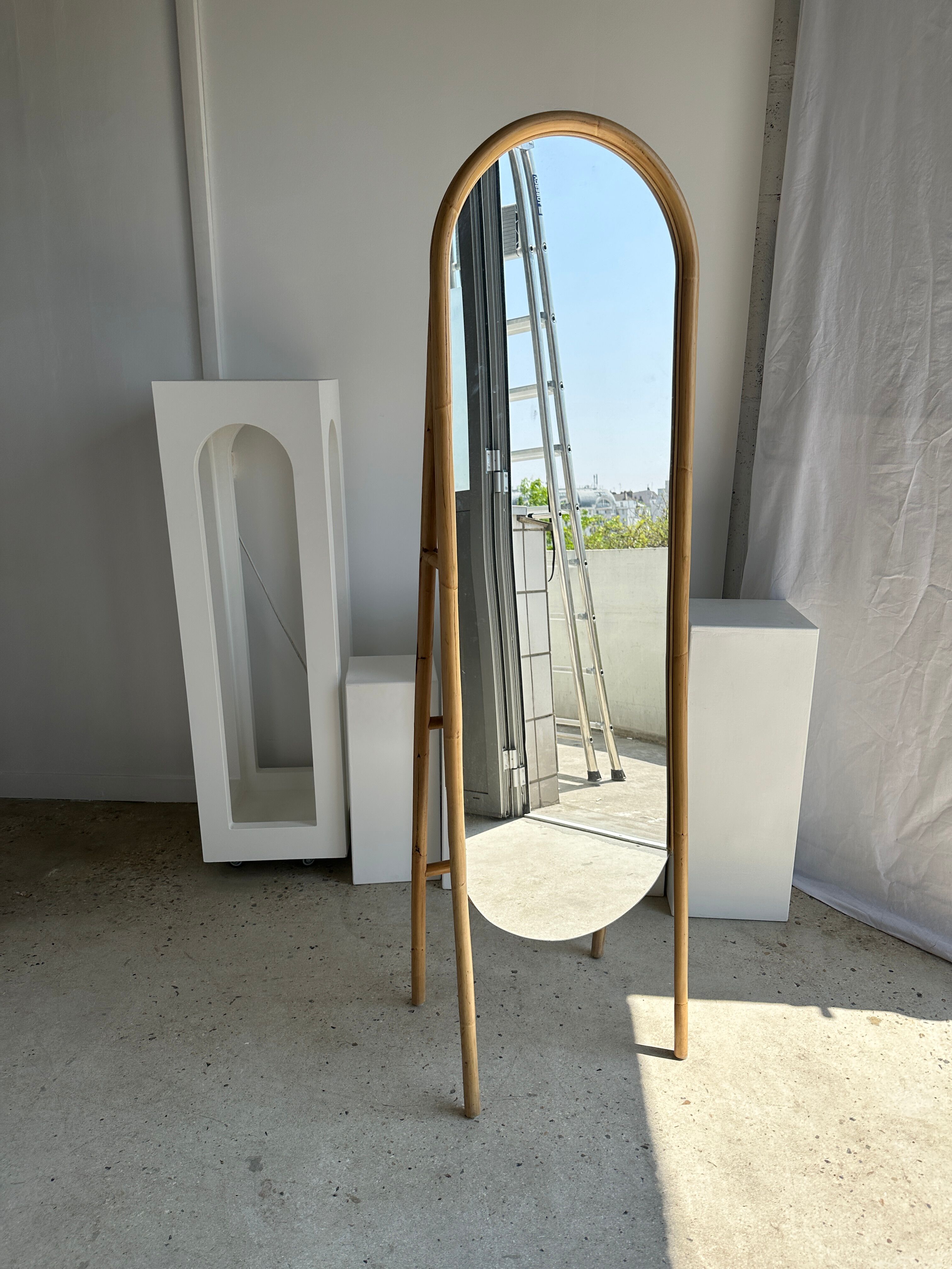 Floor mirror in bamboo and rattan H:1m80