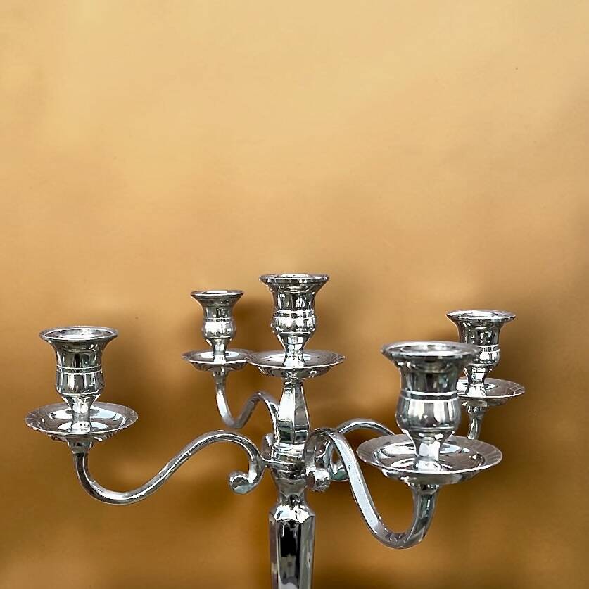 Vintage five-branch chandelier in chrome metal.