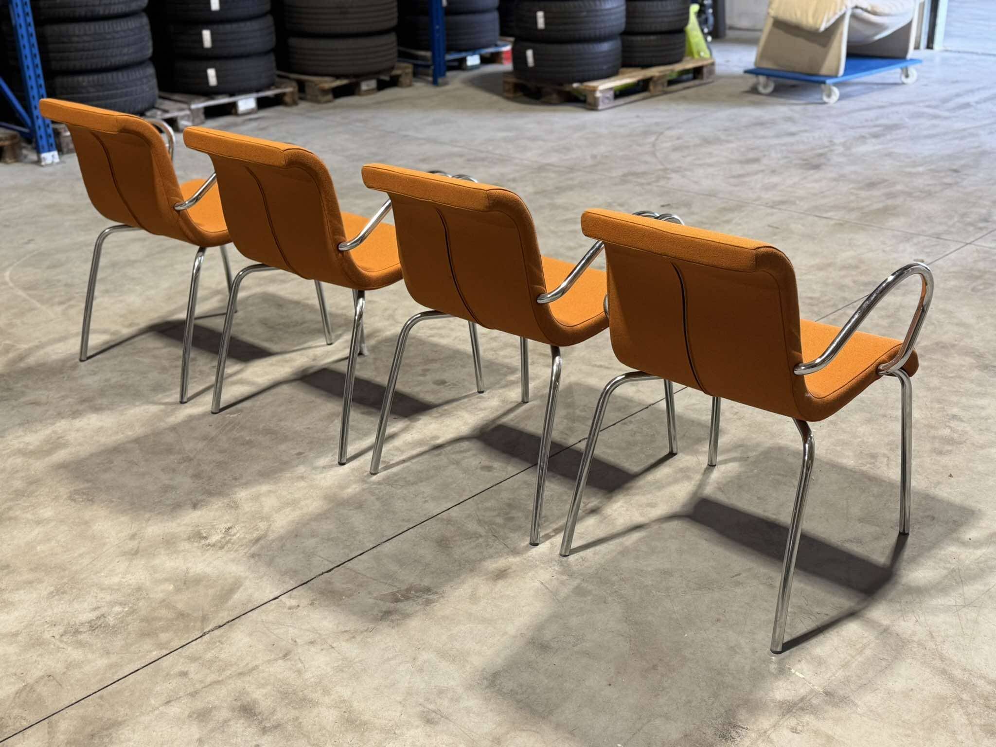 Vlag Chairs - Gerard Van Den Berg - The Netherlands