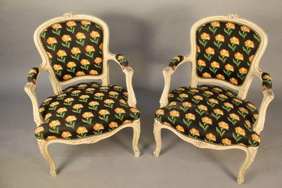 Pair of Cabriolet armchairs in Louis XV style