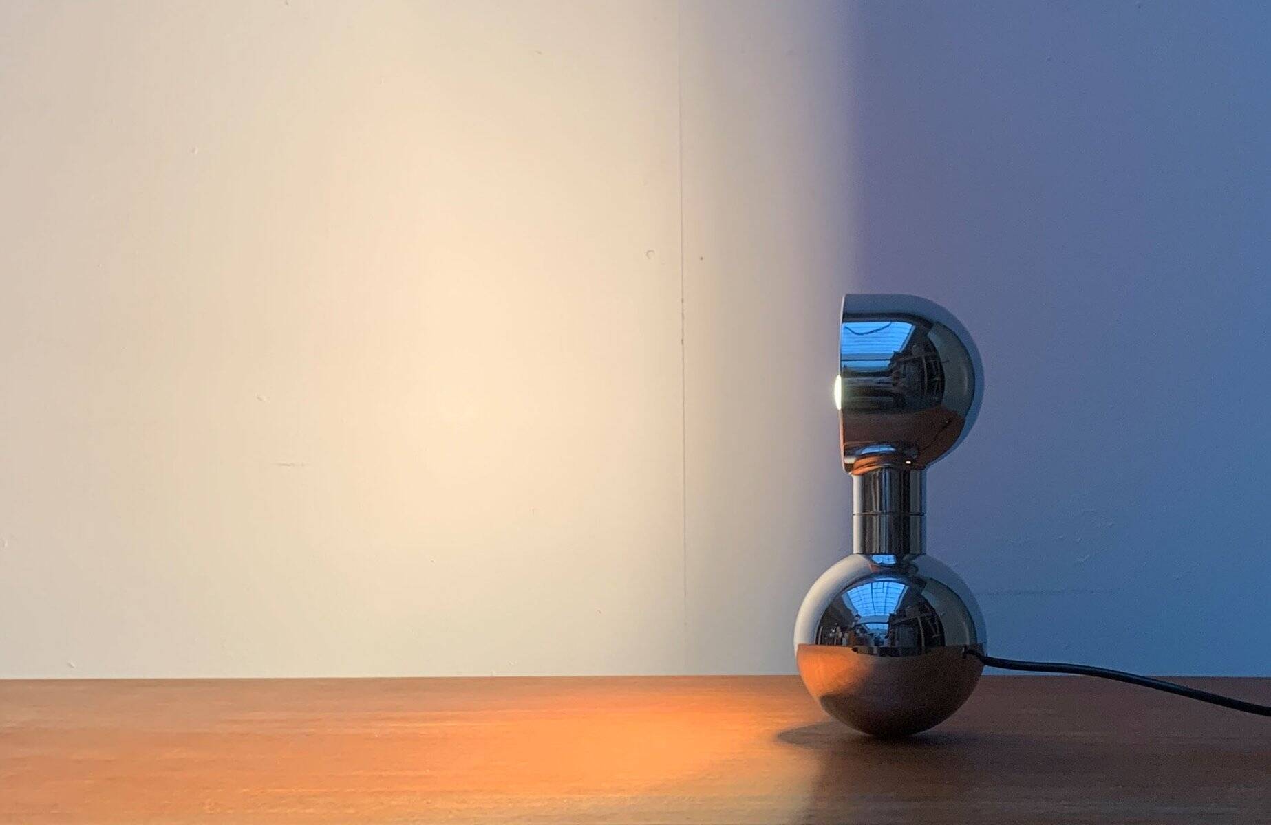 Lampe de table allemande de l'époque Space Age du milieu du siècle de Cosack
