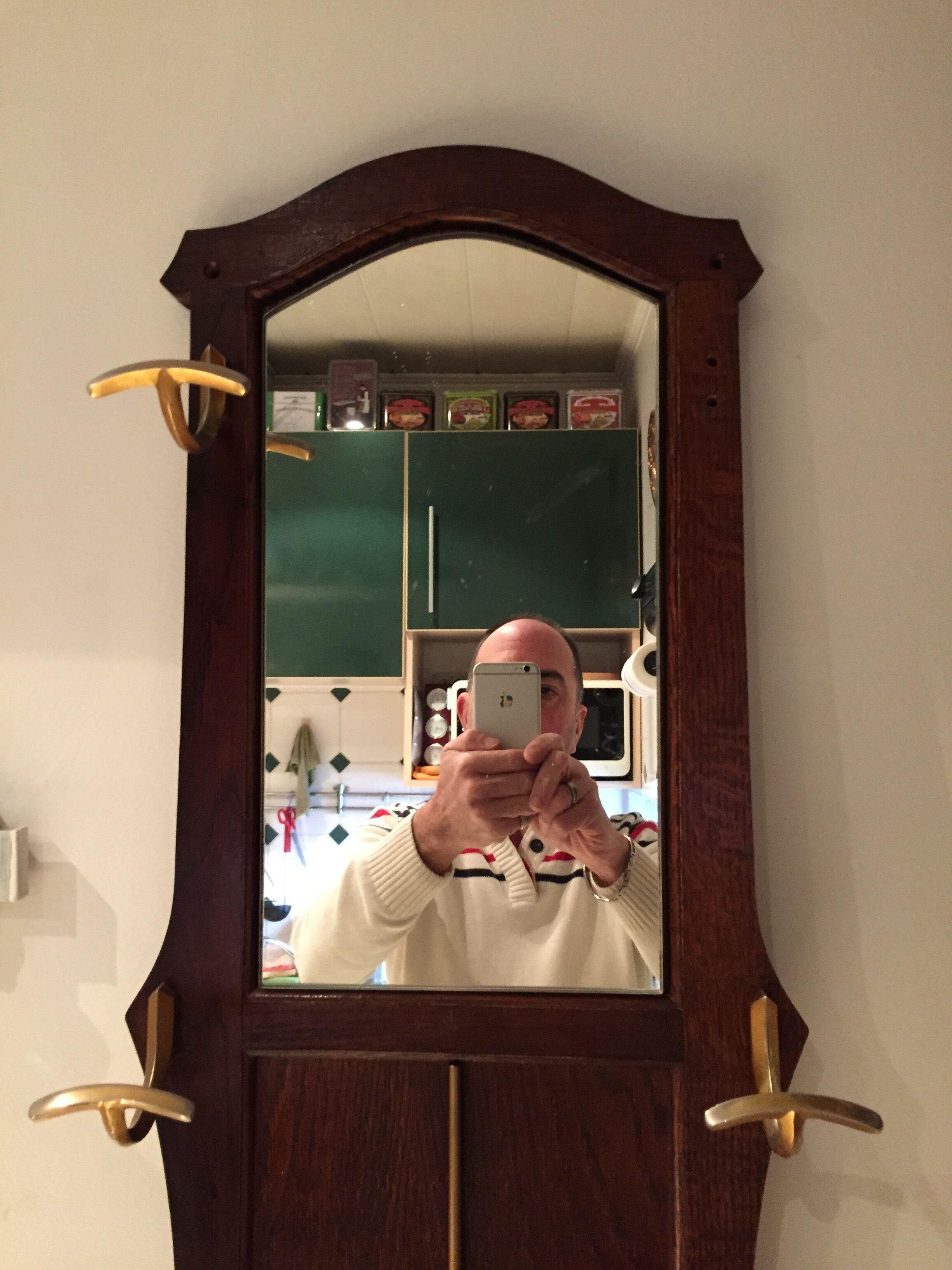 Dressing room hanger