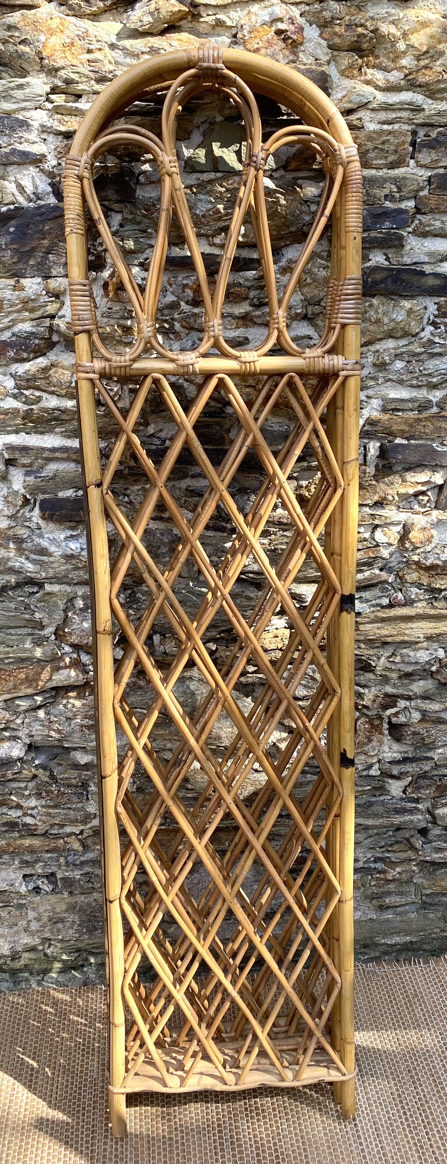 Vintage 4-sided rattan screen