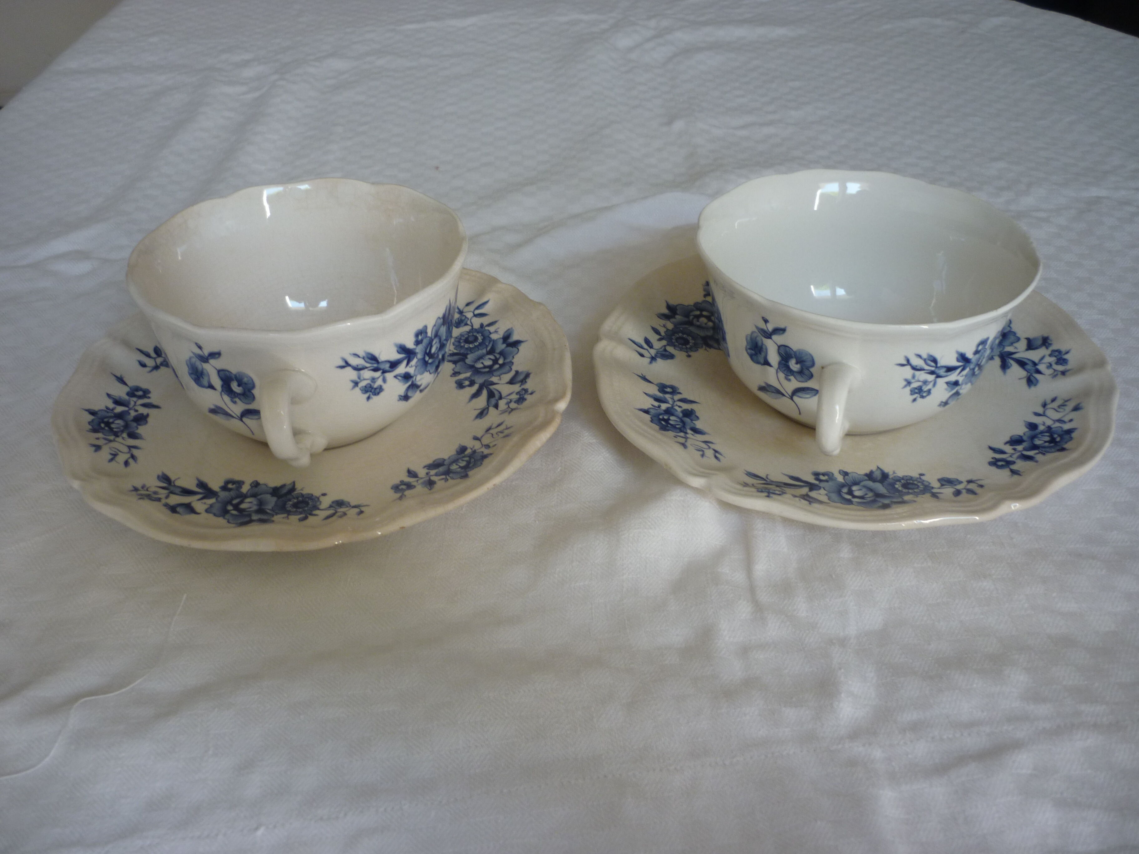 2 cups lunch earthenware of sarreguemines blue flowers