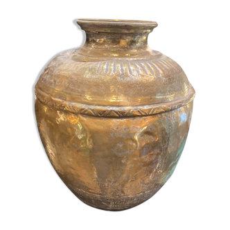 Indian jar in gilded copper