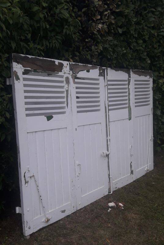 Shutters 4 leaves H148xW245cm (2) antique oak louvres pair 2