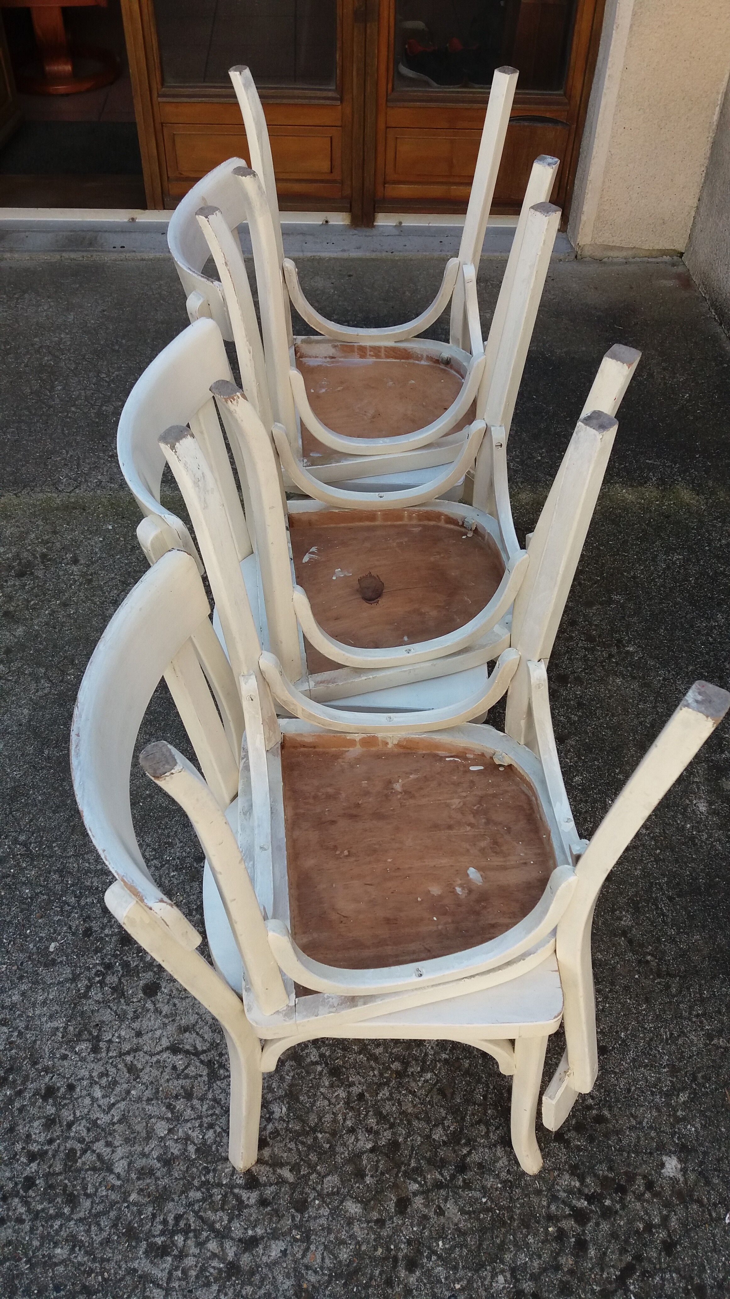 6 white Bistro chairs