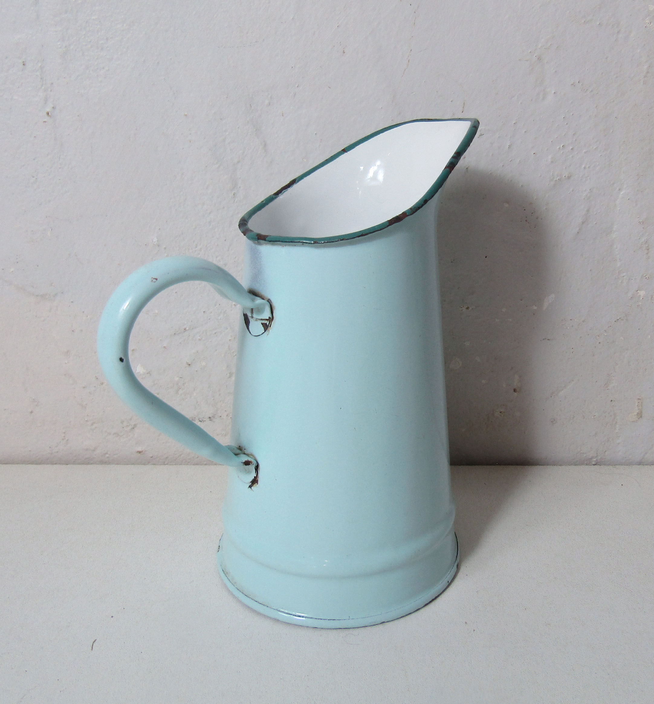Old pitcher enamelled vintage mint