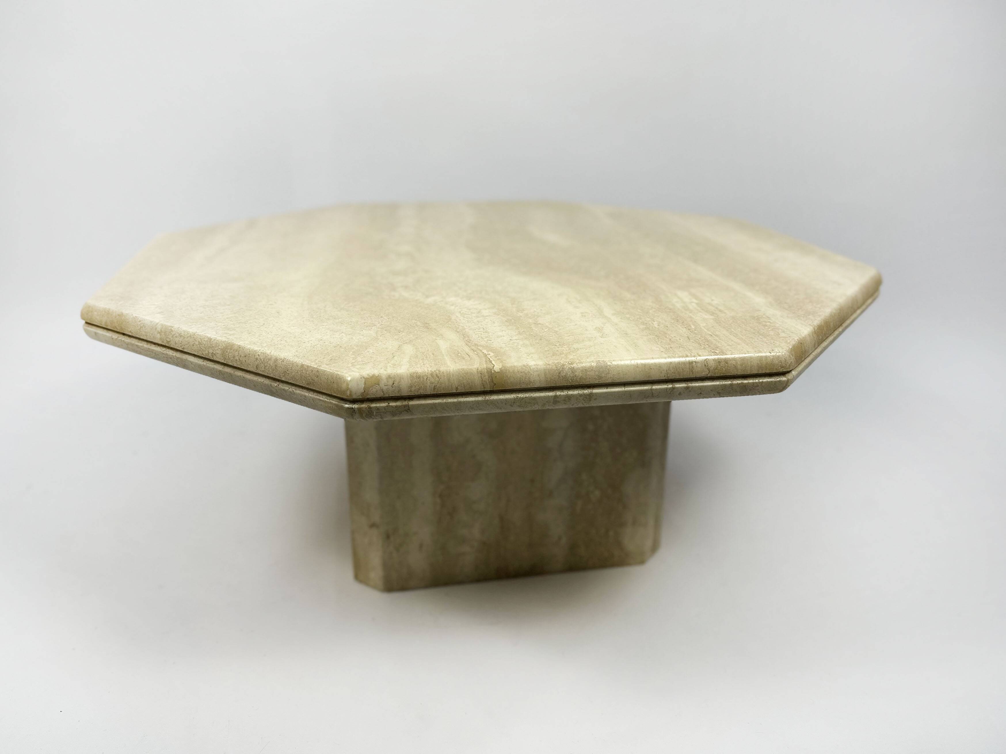 Table basse hexagonale vintage des années 1970 en travertin