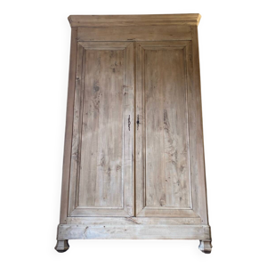 Armoire bois clair