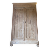 Light wood cabinet