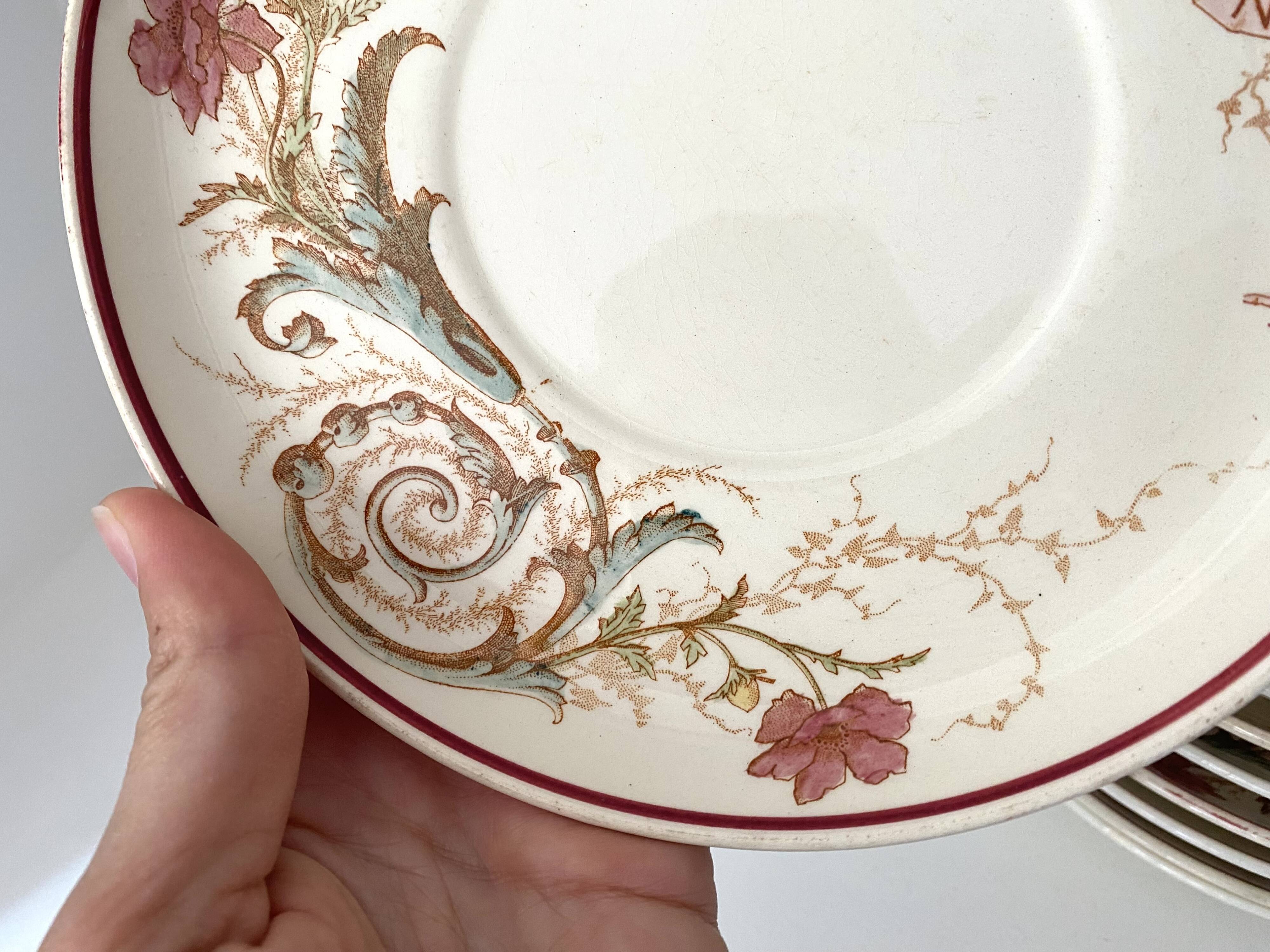 Set of 9 dessert plates "A la Samaritaine" K&G Lunéville 1900, art nouveau service