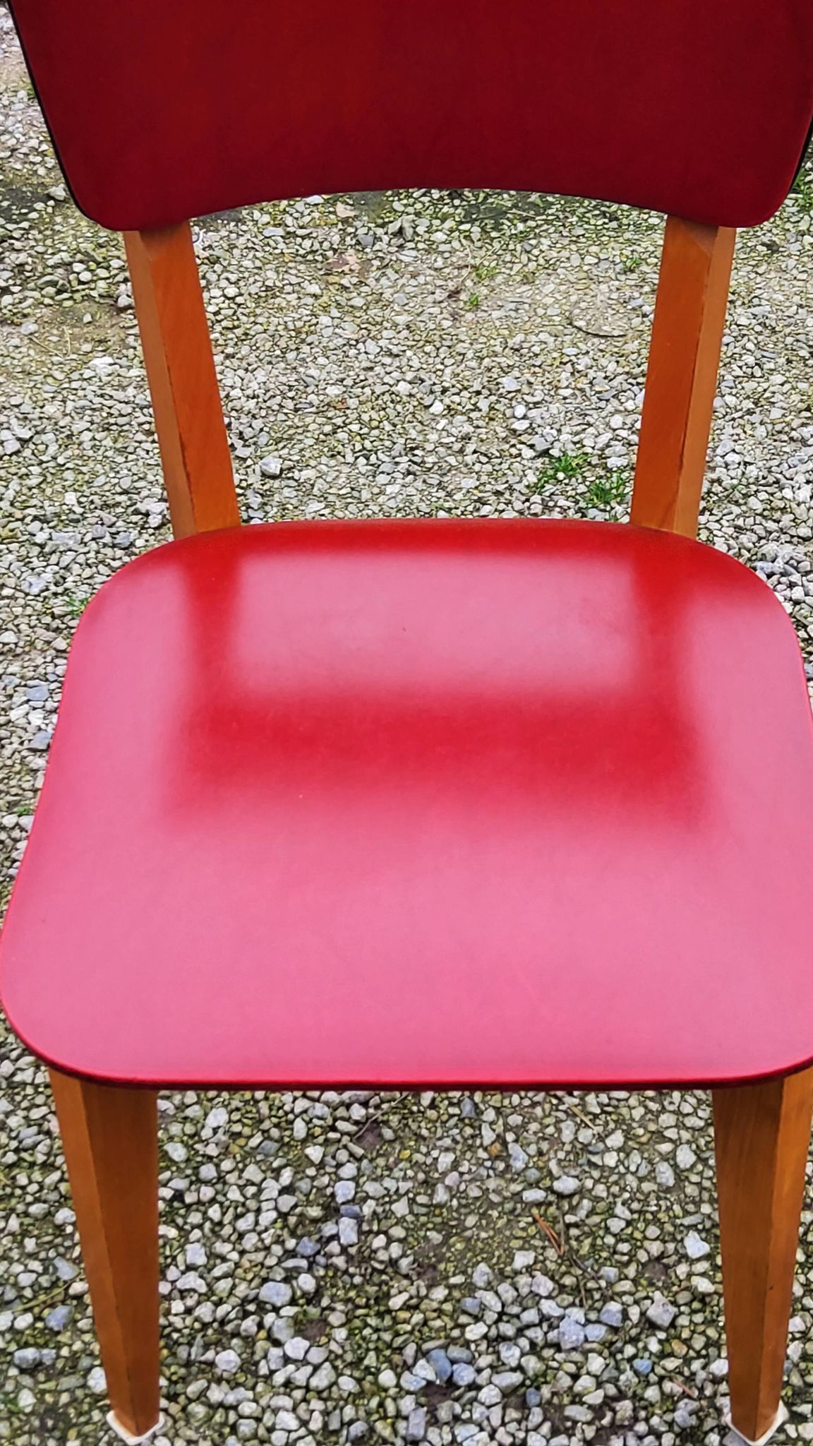 Set of 4 vintage chairs from the 50s in blond beech and red leatherette