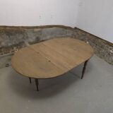 Extendable half-moon round oak table for 2 to 8 people