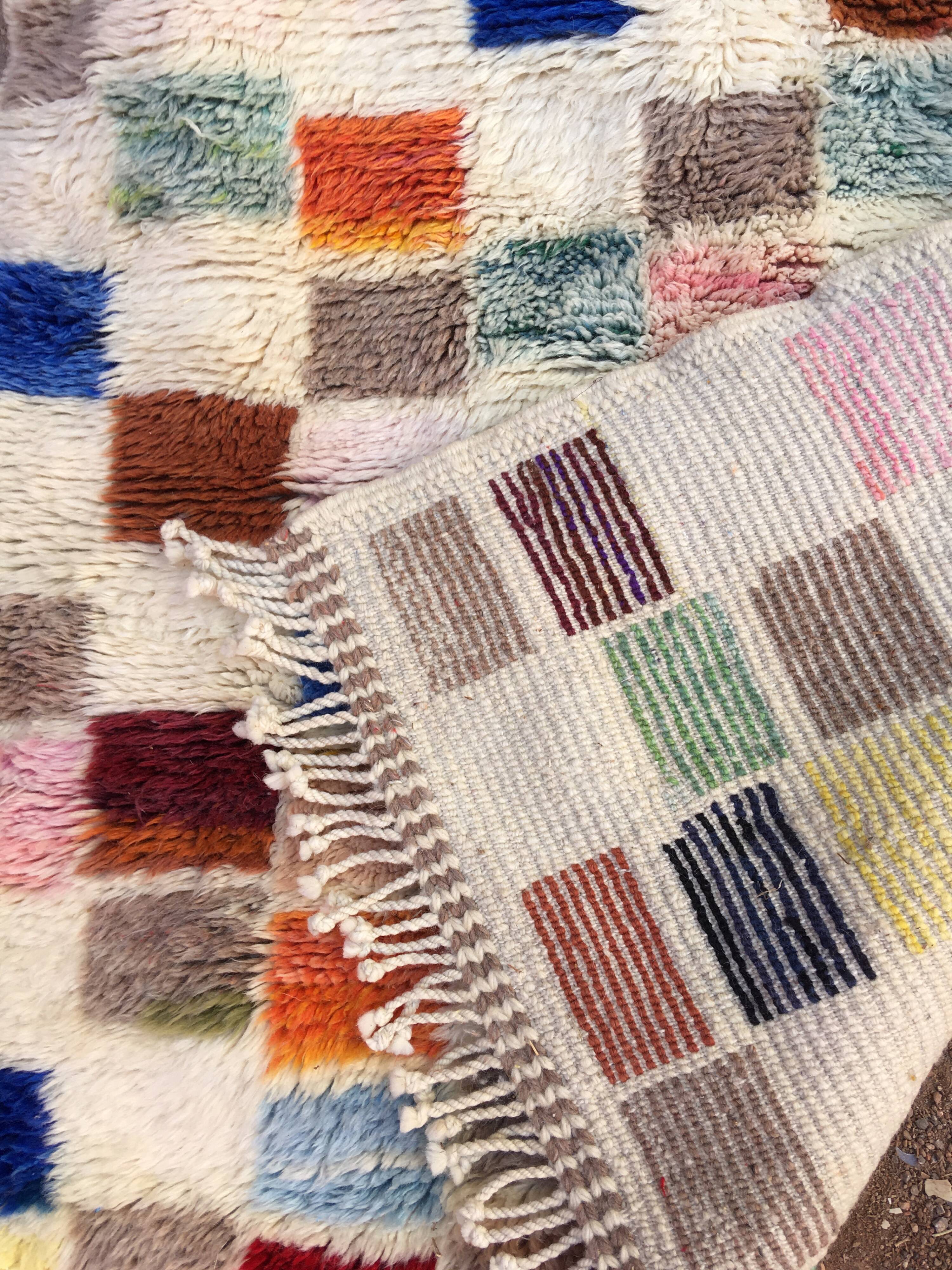 Mrirt Runner Rug 335 x 172 cm