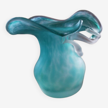 Vase en verre marmoréen bleu