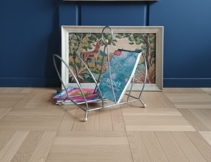Vintage magazine rack with brass legs