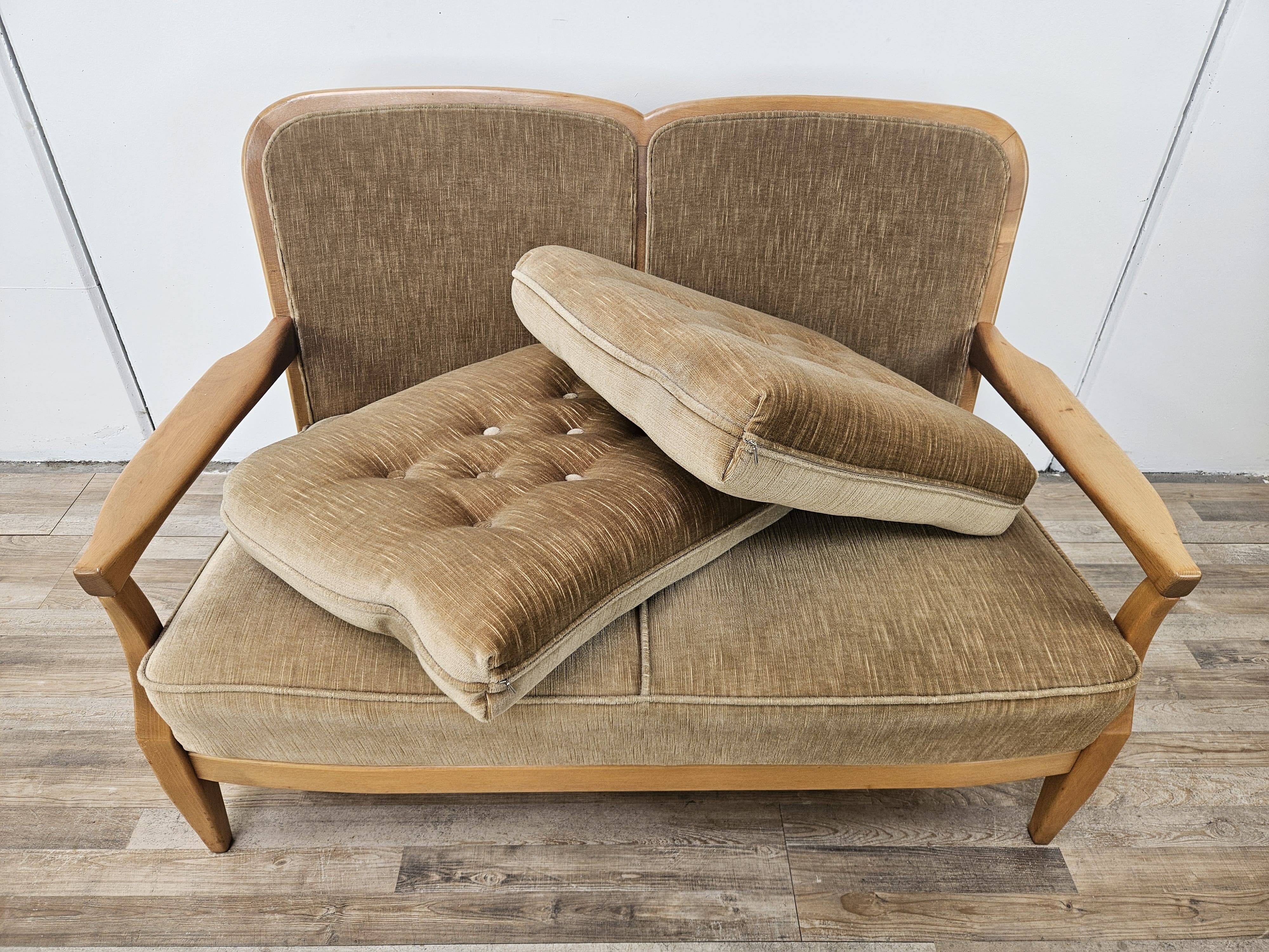 Canapé deux places années 70 en hêtre