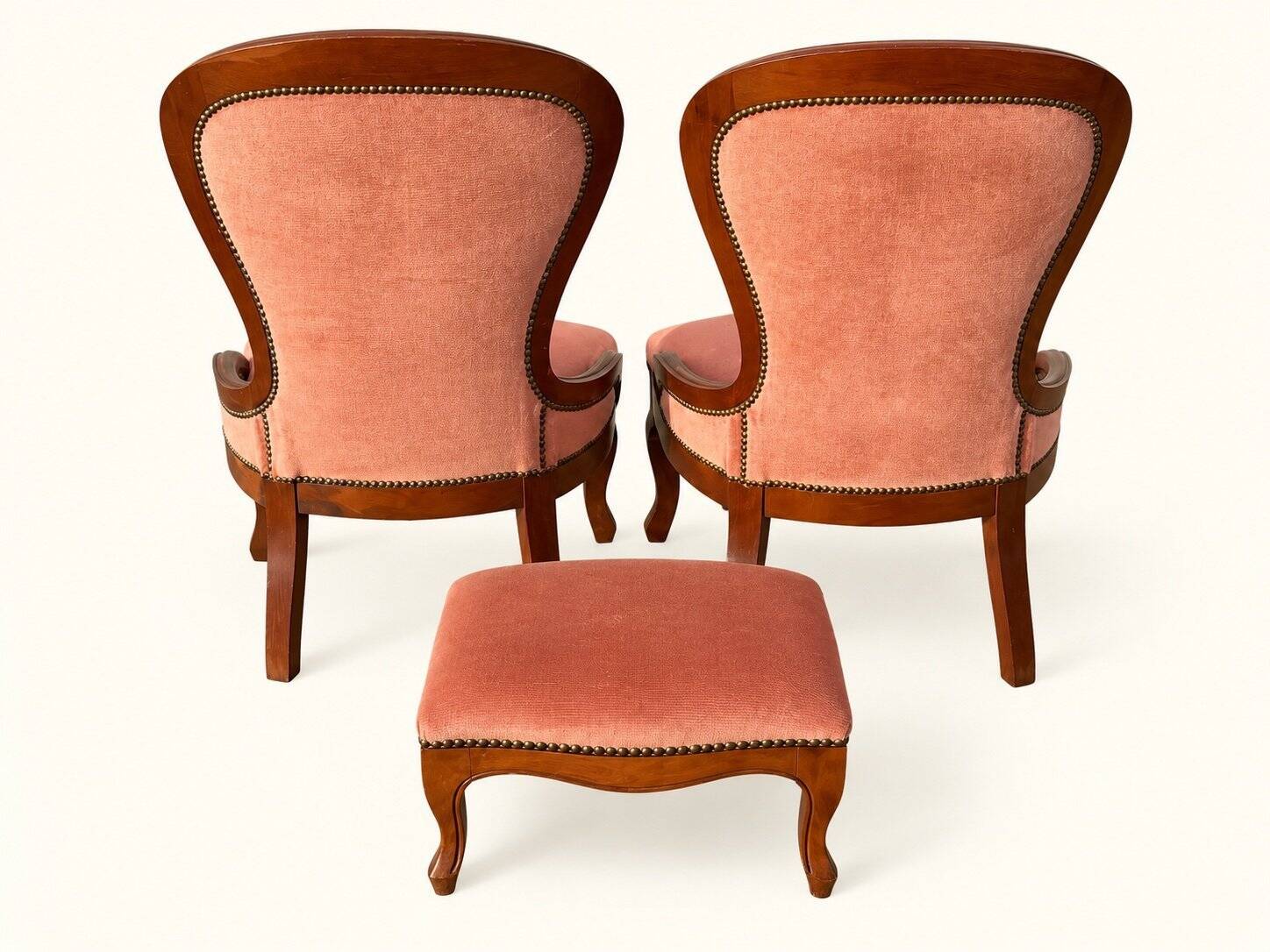 Paire de chauffeuses & pouf Louis-Philippe velours rose, XIXe