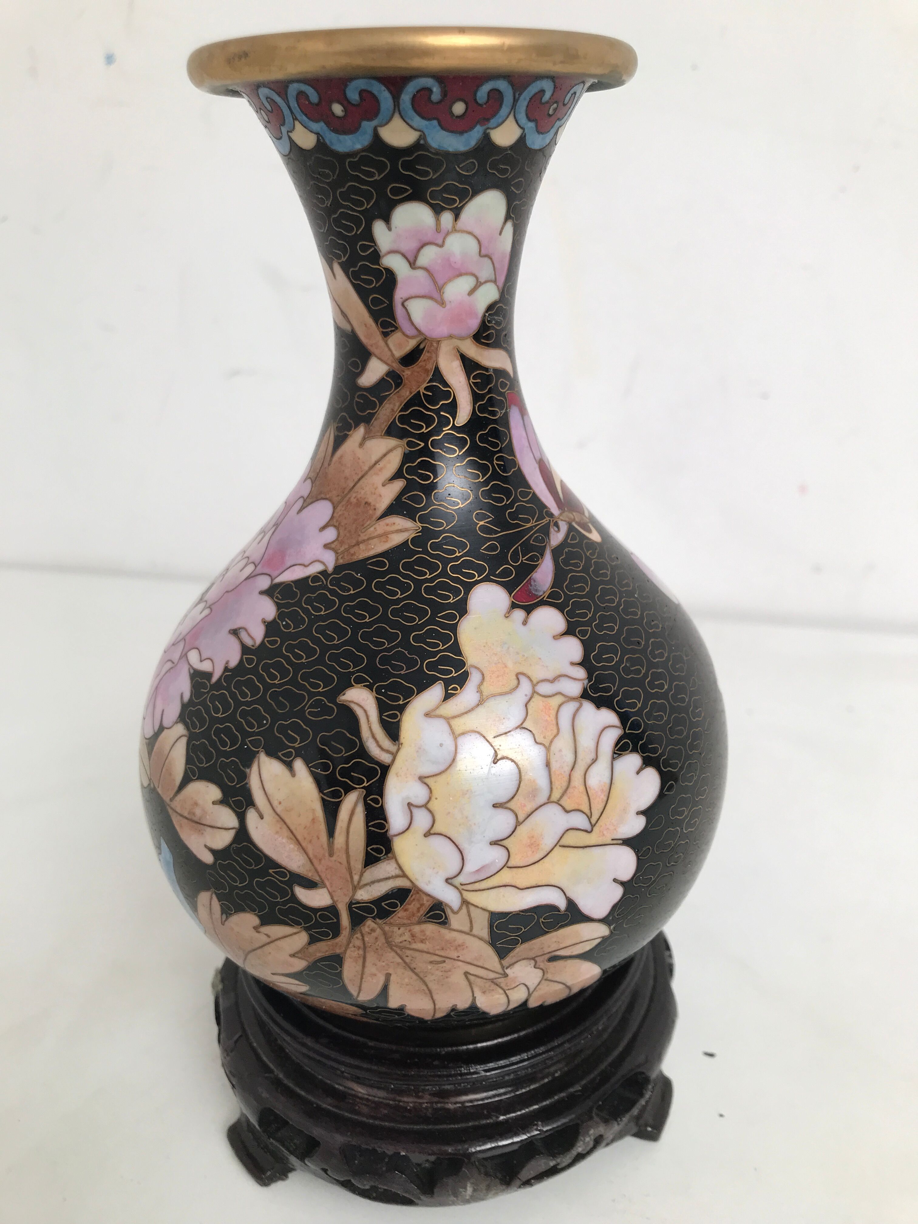 Vintage chinese vase black cloisonné