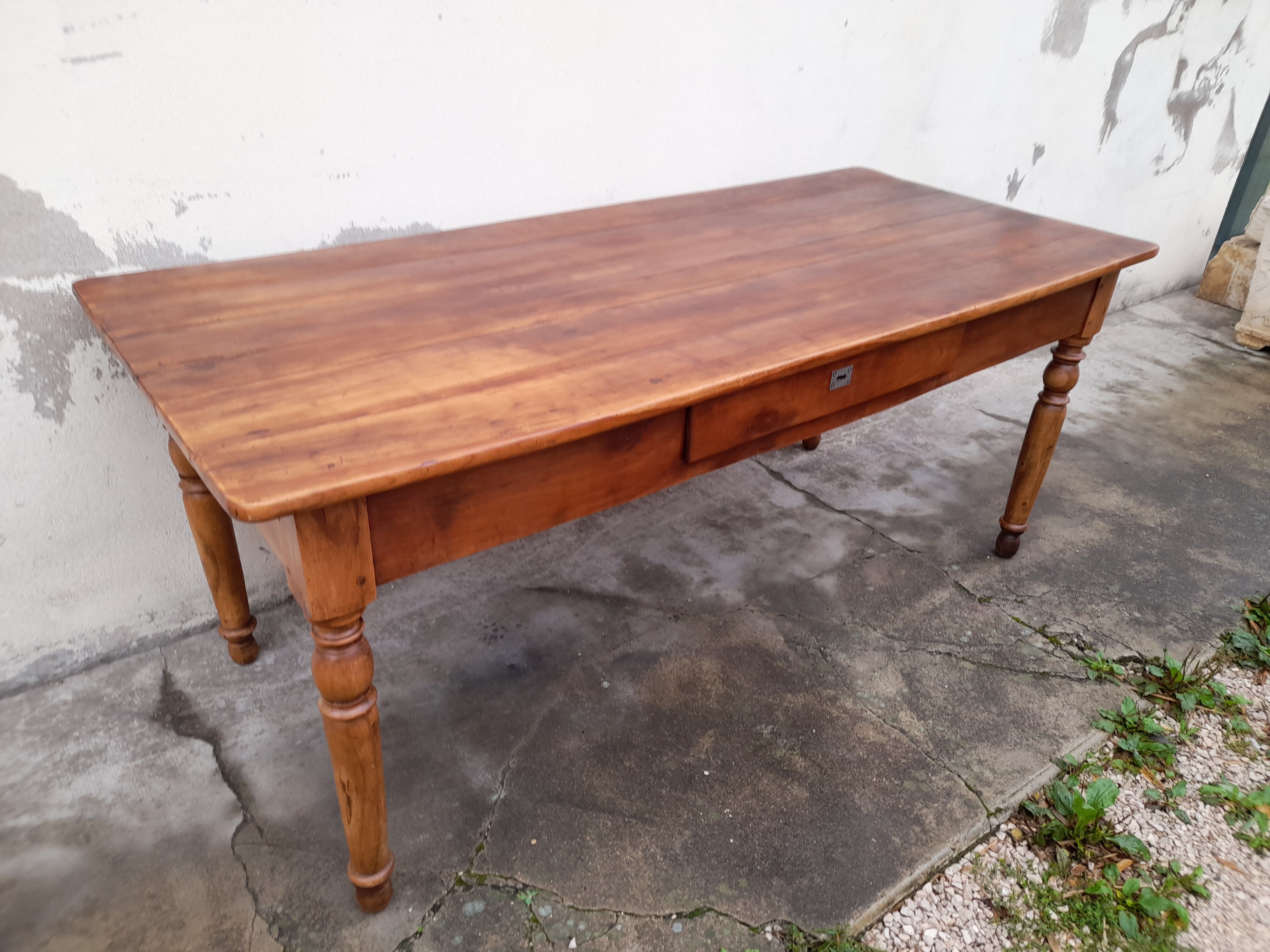 Farm table Louis Philippe in walnut 19th -1m83