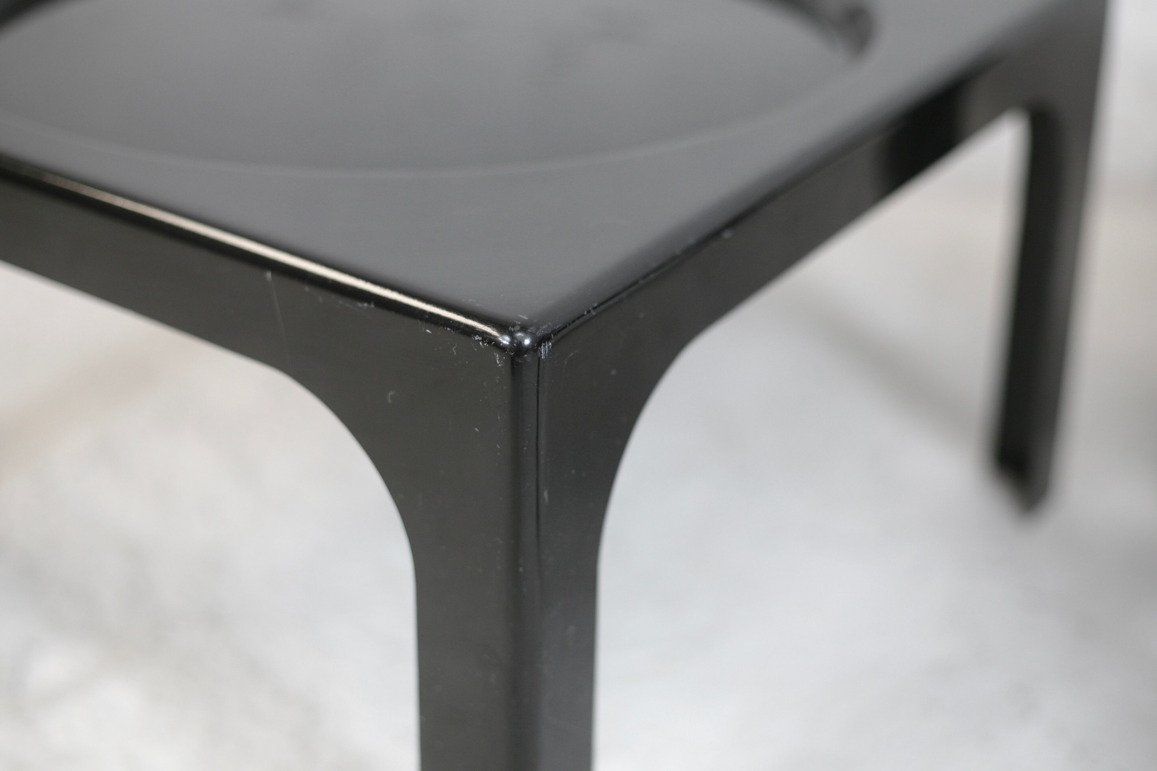 Pair of space age fiberglass coffee tables, Circa 1970