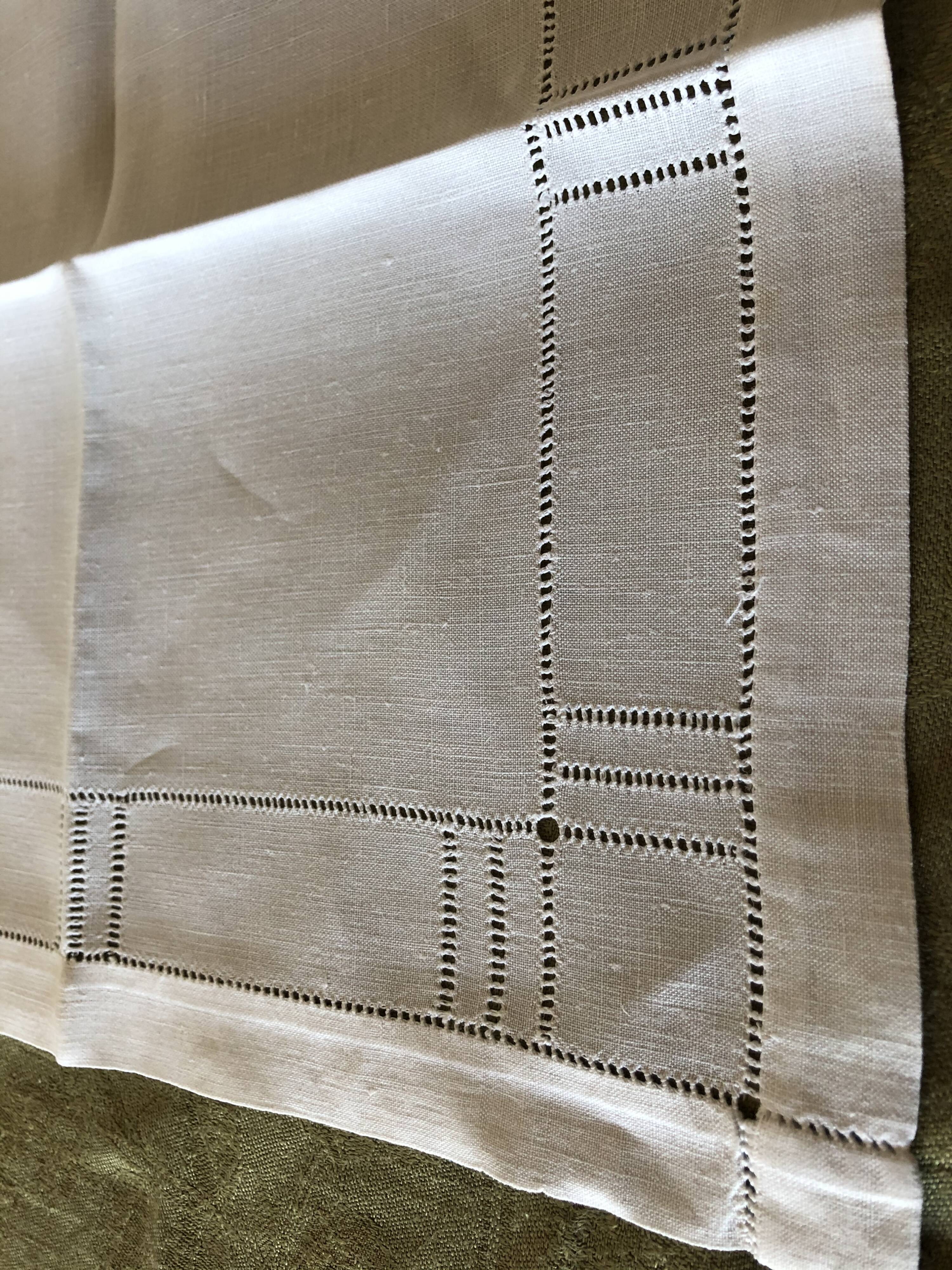 Series of 12 linen napkins updated venise