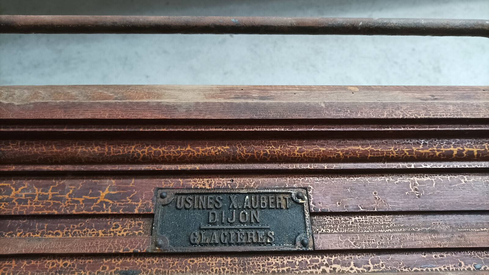 Butcher's cooler xavier aubert dijon professional furniture in solid oak