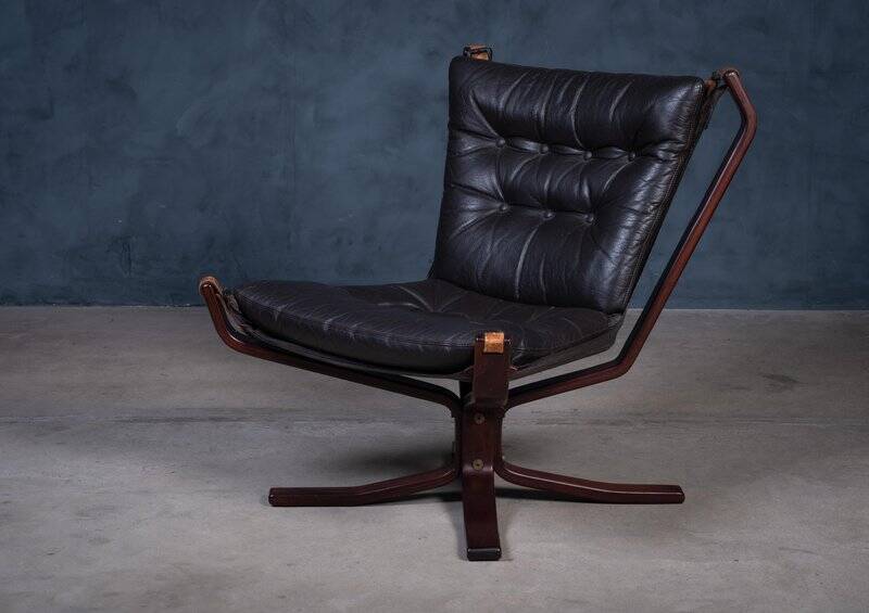 Model Mid-Century Danish Superstar Easy Chair, 1960s