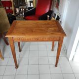 Bureau pieds fuseaux