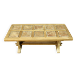 Table basse brutaliste par Maison de Tonge