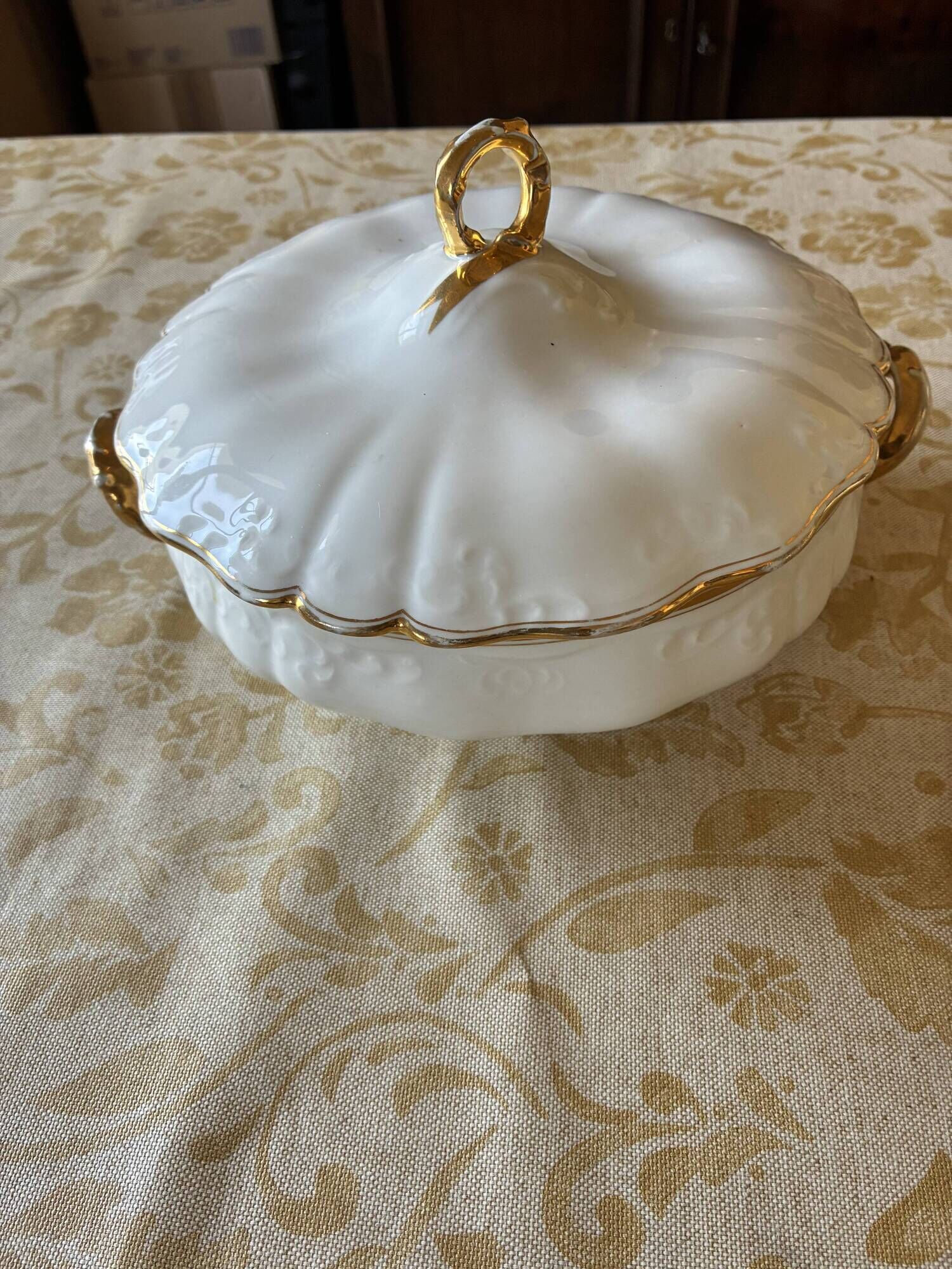 Service ancien de table en porcelaine de Limoges