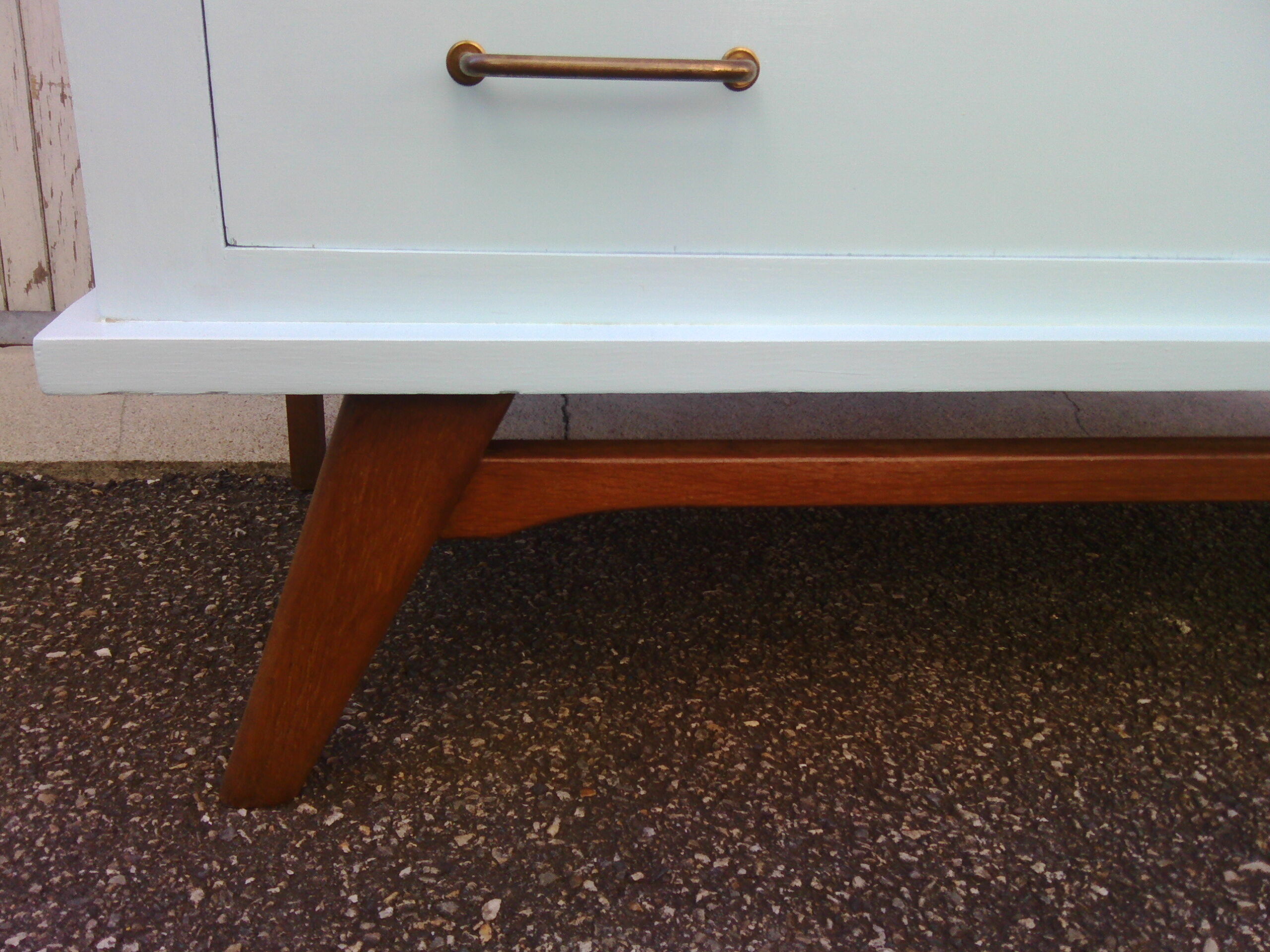 Vintage chest of drawers compass feet 1950