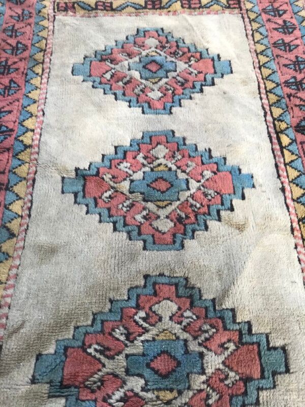Carpet vintage turkish kars done hand 120 x 174 cm