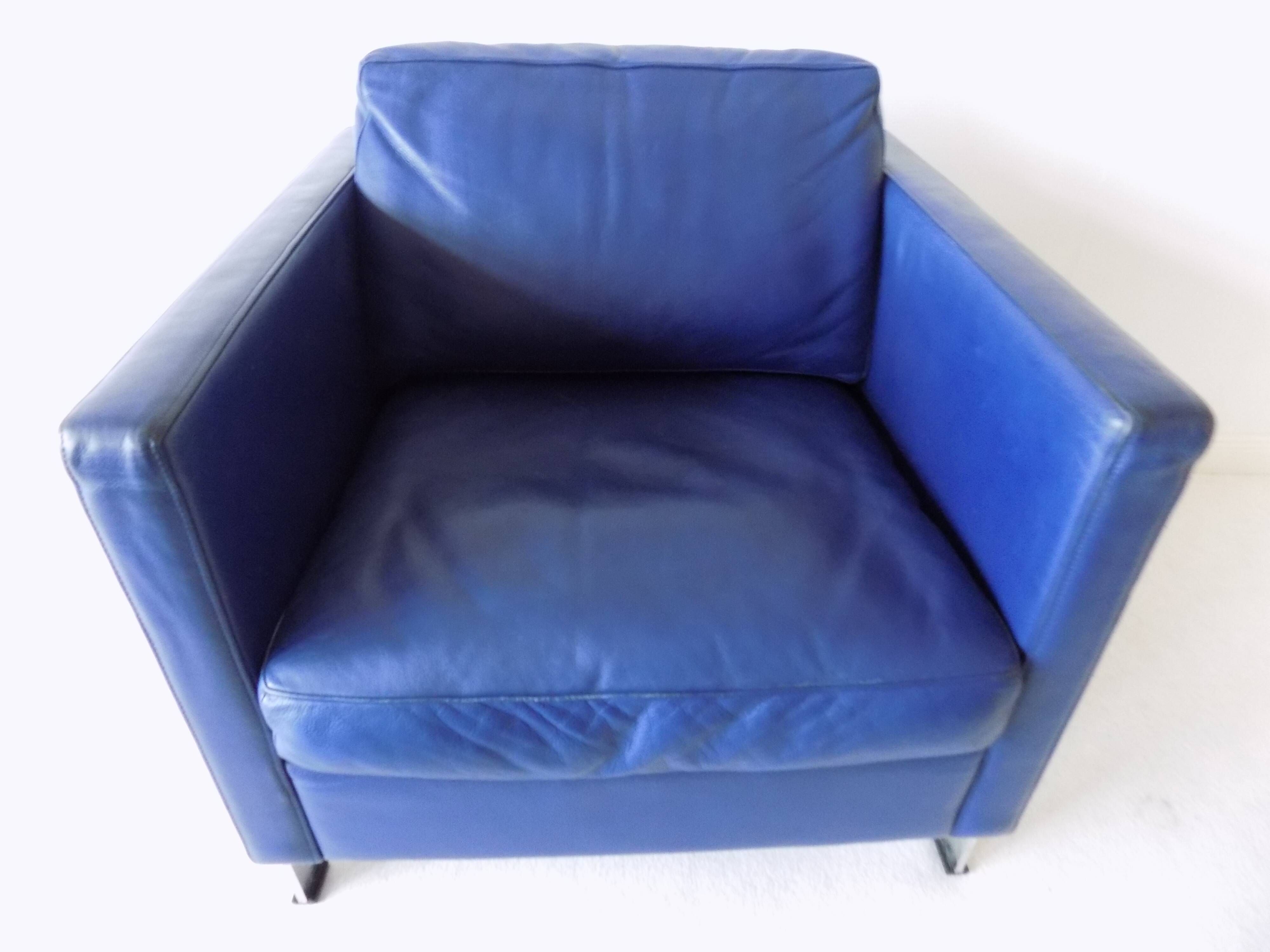 De Sede DS118 pair of blue leather club chairs