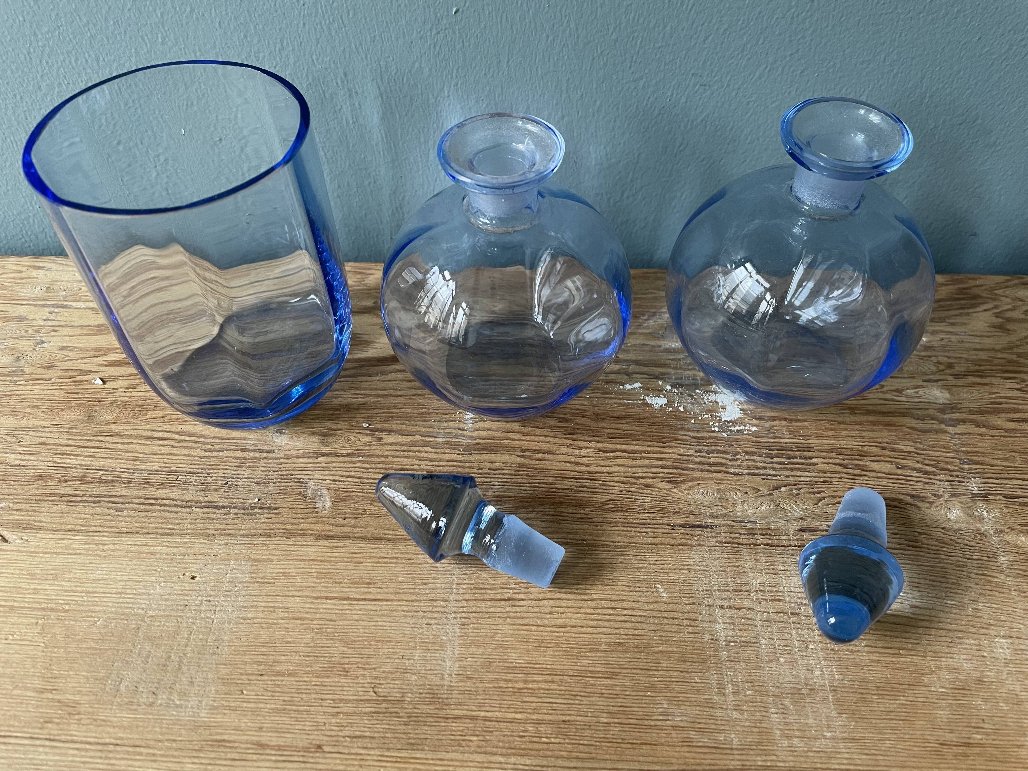 Batch of Art Deco perfume bottles