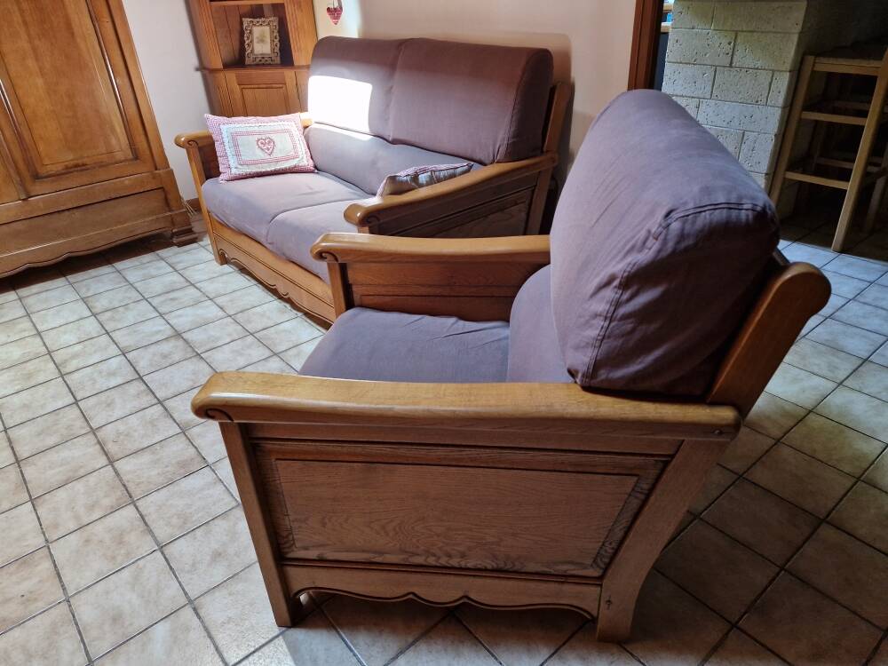 2-SEATER CHALET-STYLE SOFA AND ARMCHAIR, Jacques LELEU Collection