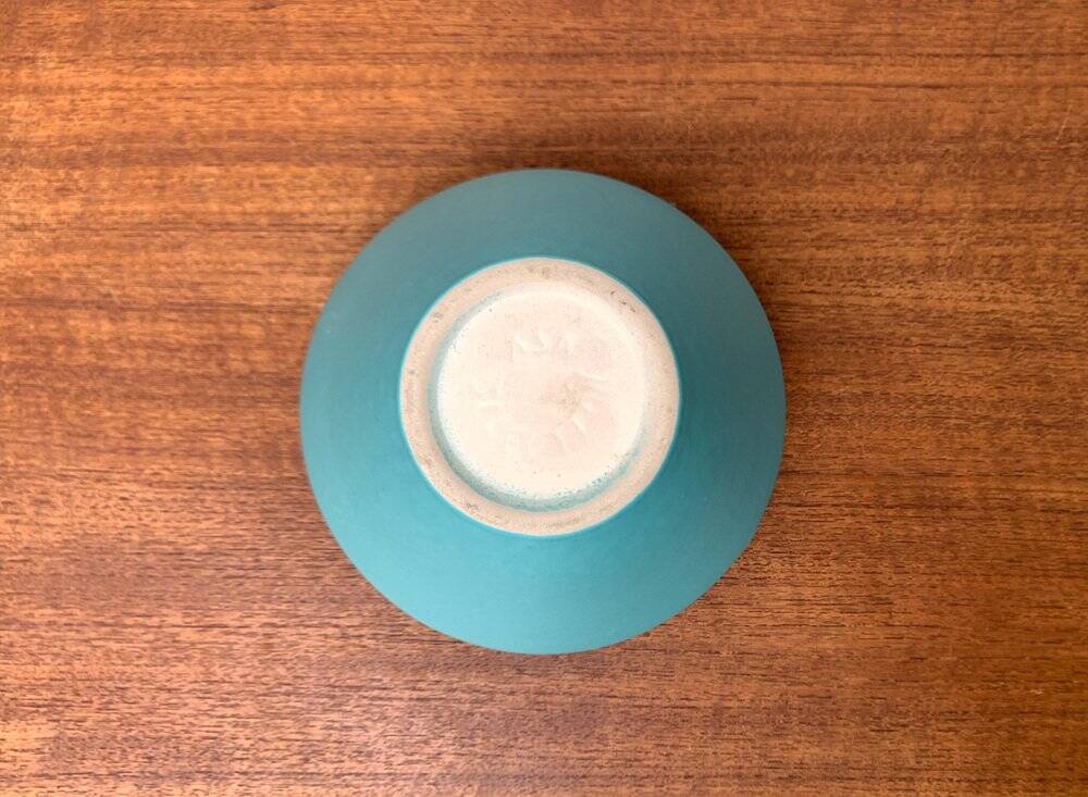 Minimalist ceramic vase from the Asa collection, 1980s.