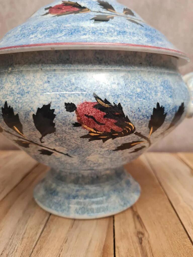 Antique Gien soup tureen with blue thistle decoration, ironstone.