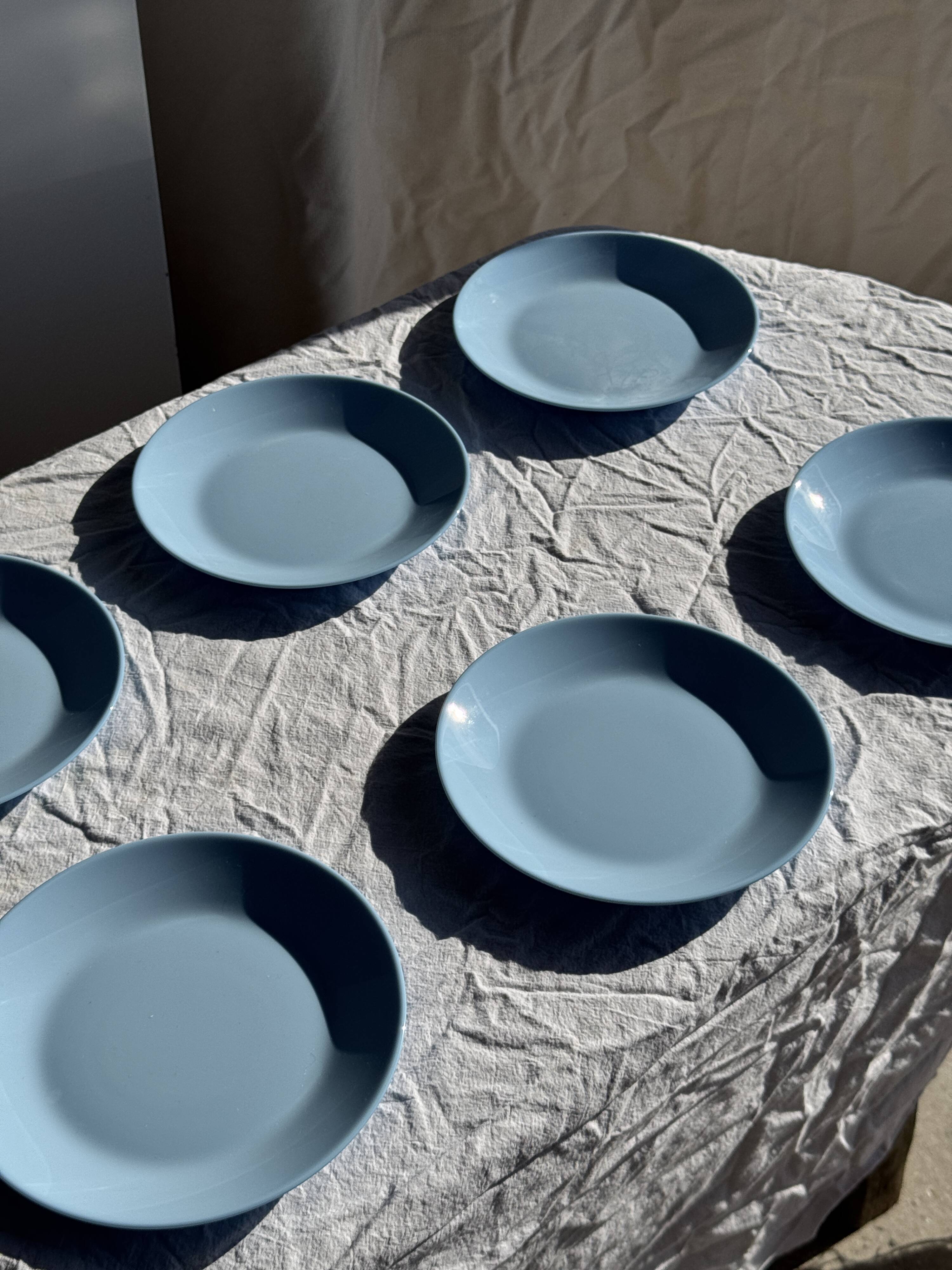 Set of 6 vintage blue dessert plates D18 (1)