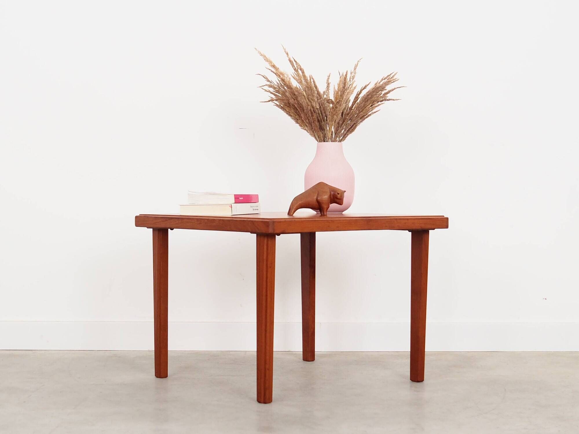 Teak coffee table, Danish design, 1970s, production: Denmark