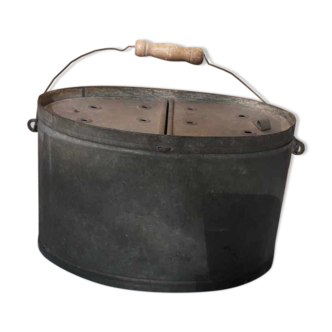 Zinc bucket