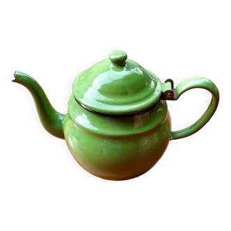 Enameled sheet metal teapot